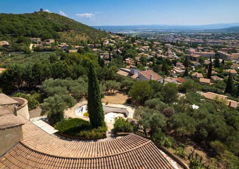 Maison - 210 m² - 5 pièces