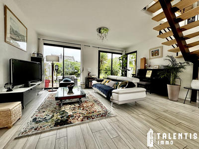 Maison contemporaine - 192 m² - 7 pièces