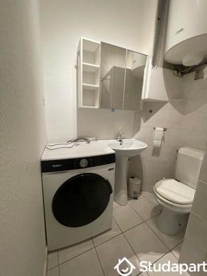 Chambre - 13 m² - 1 pièce