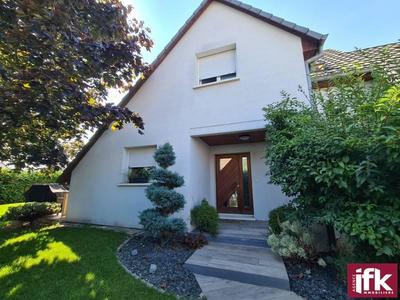 Maison - 130 m² - 6 pièces