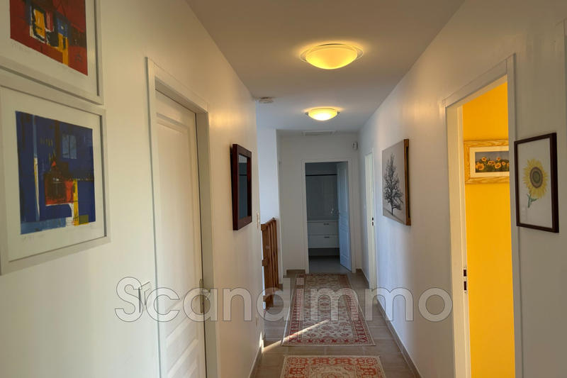 Maison - 190 m² - 5 pièces