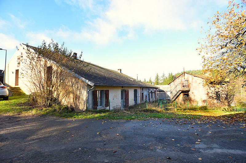 Maison - 268 m² - 9 pièces