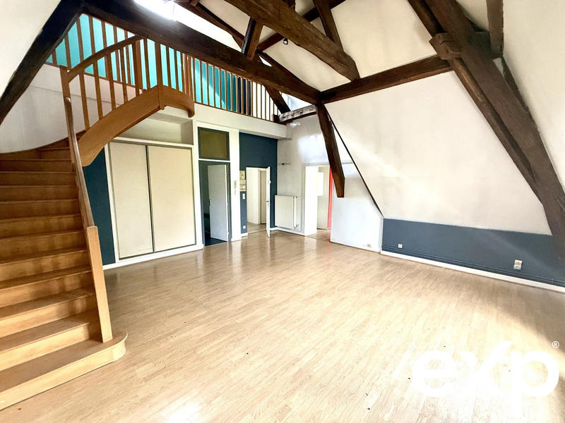 Château - 1 200 m² - 26 pièces