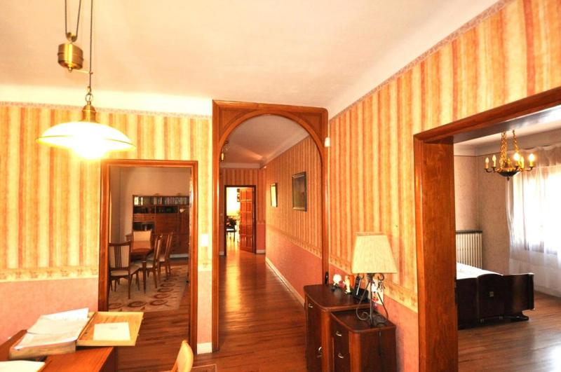 Maison de ville - 539 m² - 10 pièces