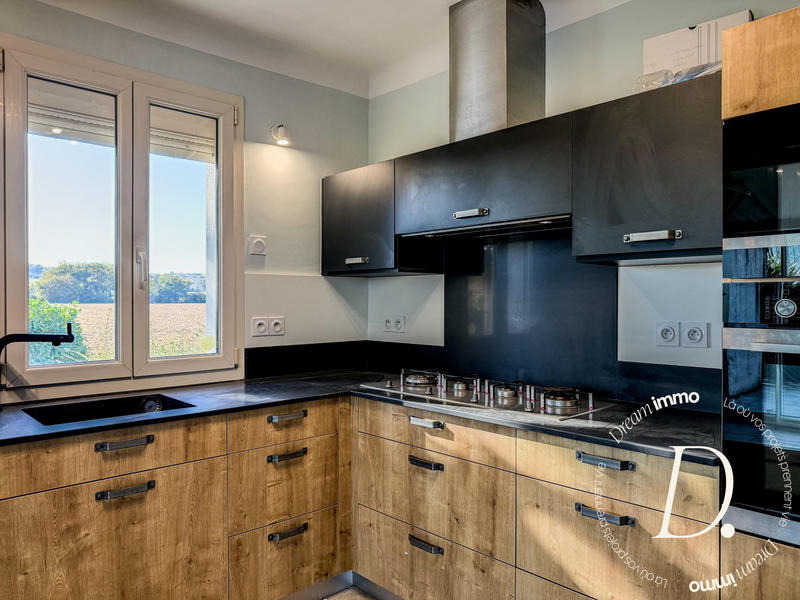 Maison - 145 m² - 7 pièces