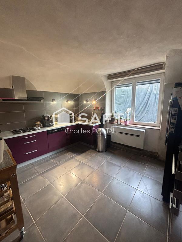 Maison - 184 m² - 6 pièces