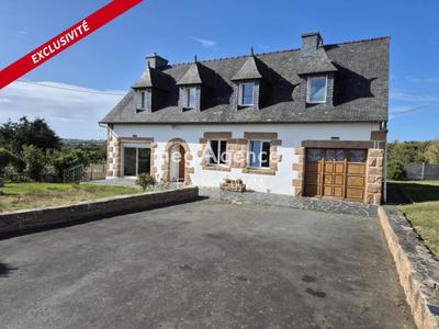 Maison - 143 m² - 6 pièces