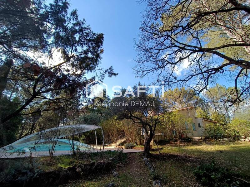 Villa - 183 m² - 5 pièces