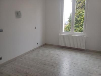 Maison - 82 m² - 5 pièces