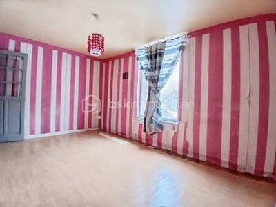 Maison de ville - 100 m² - 5 pièces