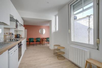 Chambre - 15 m² - 11 pièces