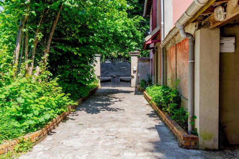 Maison bourgeoise - 255 m² - 9 pièces