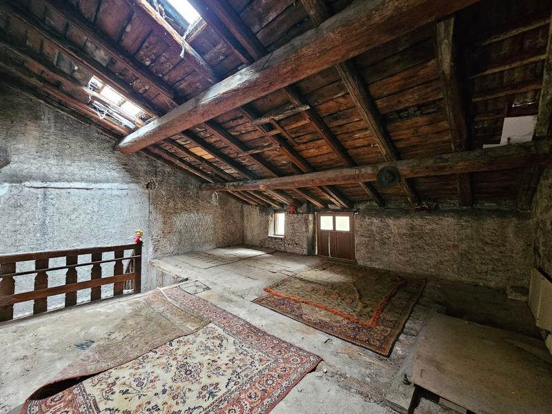 Immeuble - 170 m² - 8 pièces