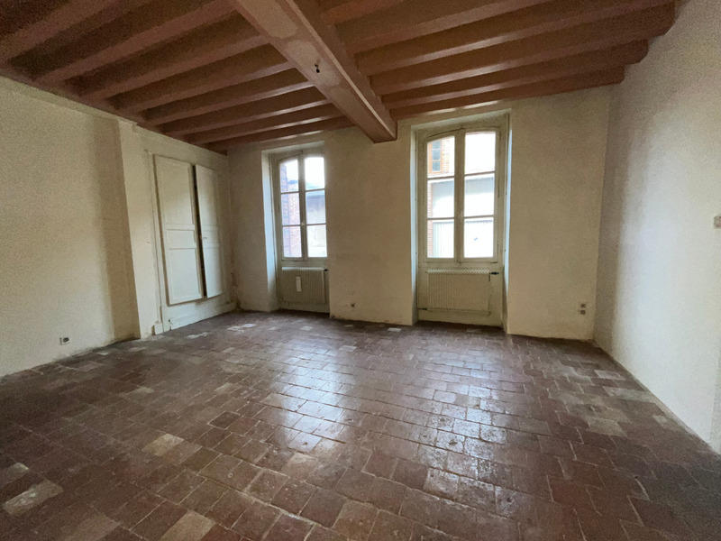 Maison - 305 m² - 8 pièces