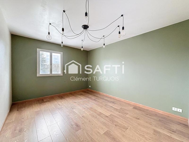 Maison - 208 m² - 8 pièces