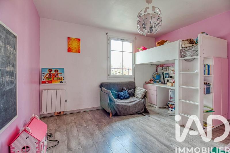 Maison - 92 m² - 4 pièces