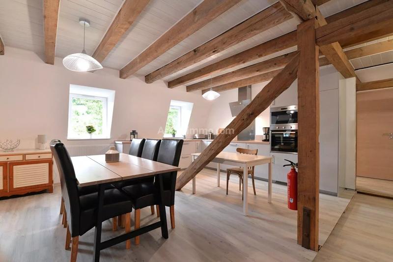 Maison - 742 m² - 12 pièces