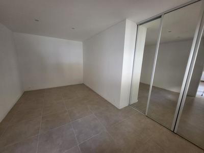 Appartement - 64 m² - 2 pièces