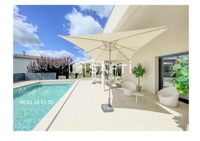 Maison - 195 m² - 6 pièces