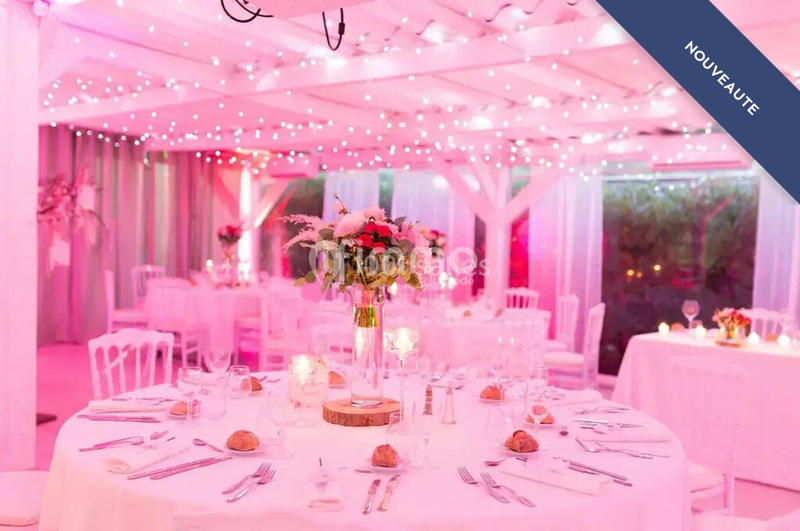 Bureau - 880 m² - 27 pièces