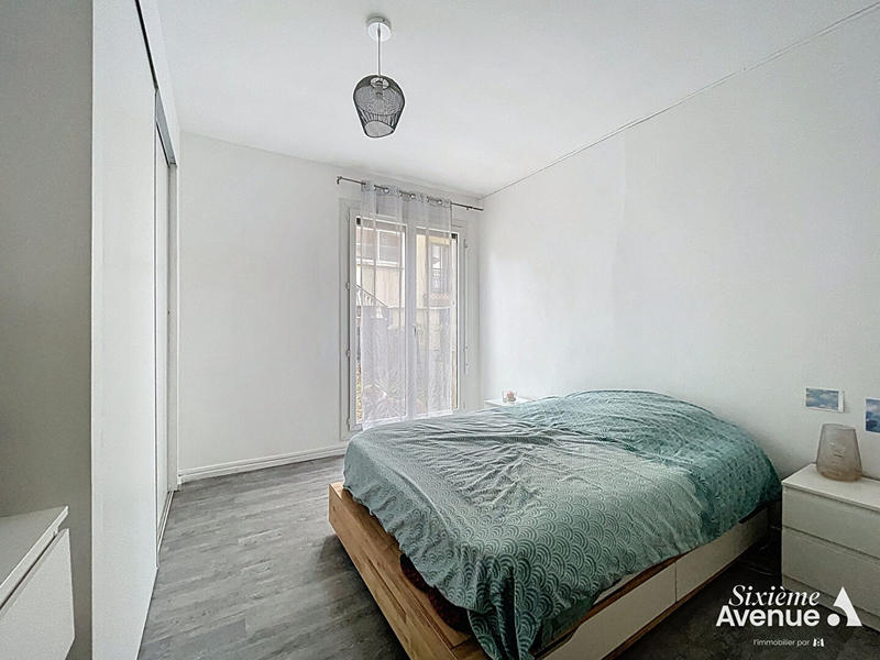 Appartement - 95 m² - 5 pièces