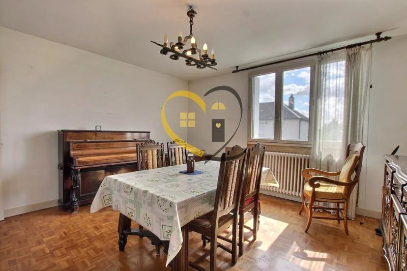 Maison - 92 m² - 3 pièces