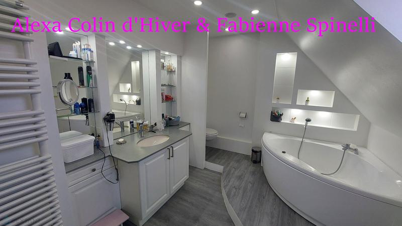 Pavillon - 151 m² - 6 pièces