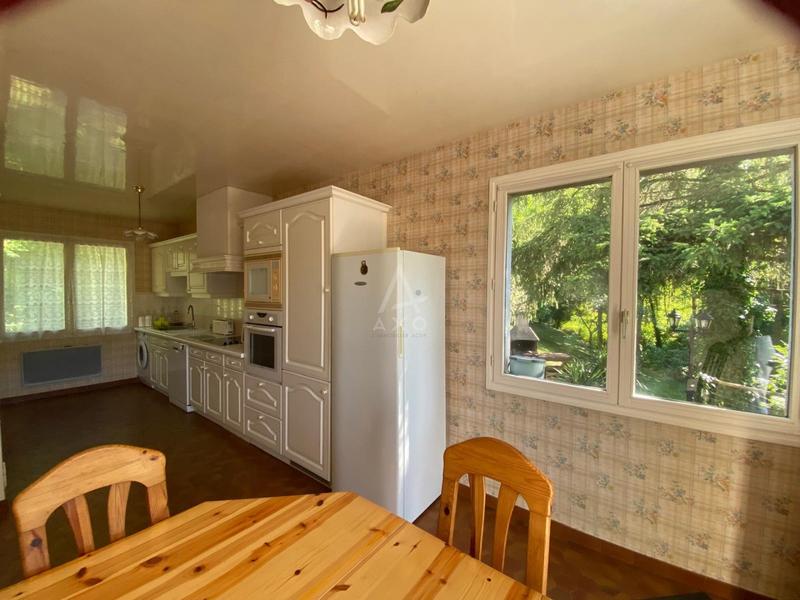 Maison - 152 m² - 7 pièces