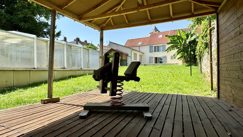 Maison - 150 m² - 8 pièces