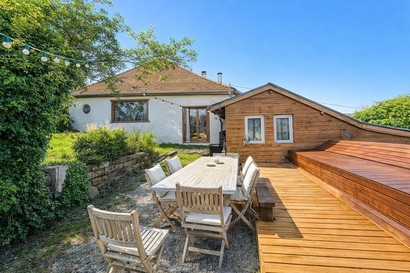 Maison - 190 m² - 8 pièces