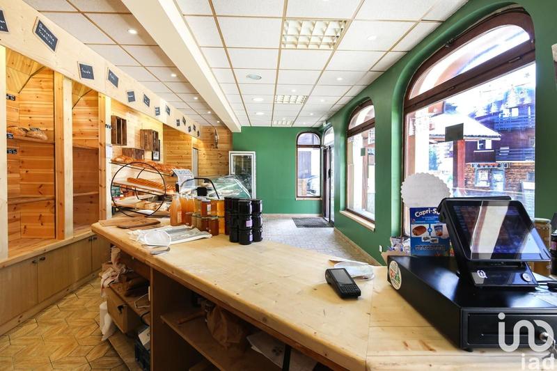 Local commercial - 200 m²