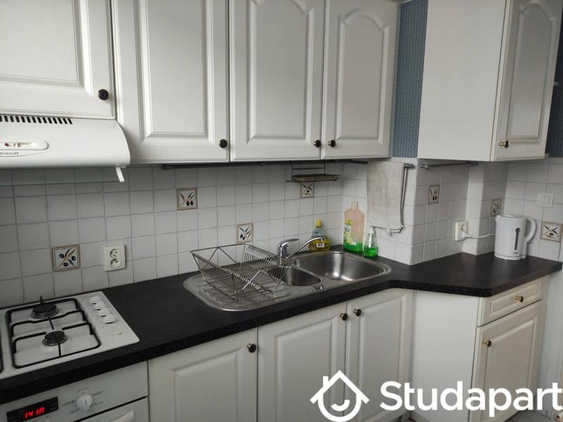 Chambre - 9 m² - 1 pièce