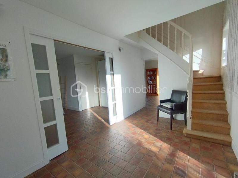 Propriété - 294 m² - 9 pièces