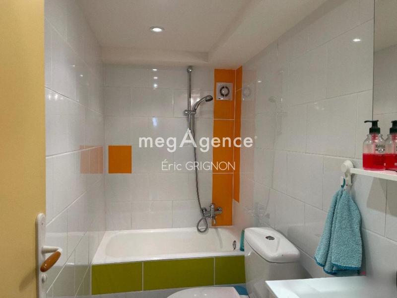 Maison - 230 m² - 5 pièces