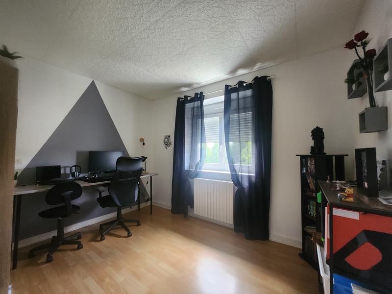 Maison - 105 m² - 6 pièces