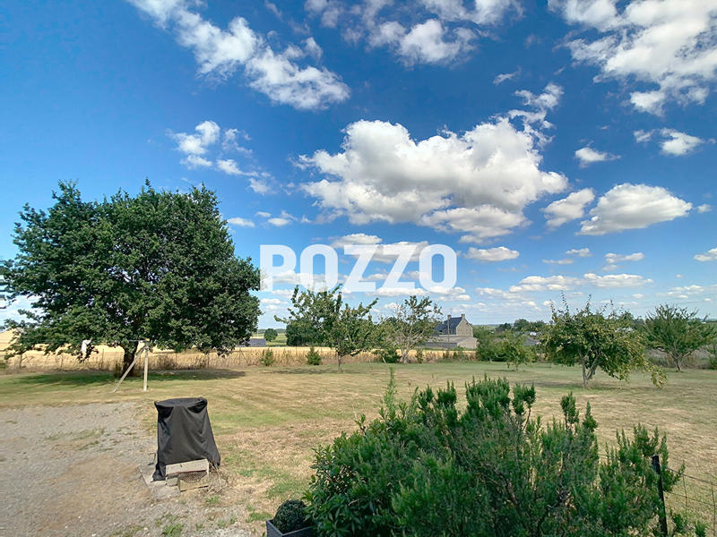 Maison - 360 m² - 14 pièces