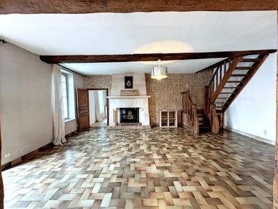 Maison - 160 m² - 5 pièces