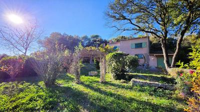 Maison - 145 m² - 5 pièces