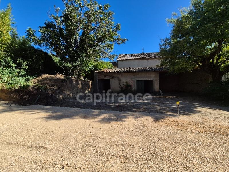 Grange - 90 m² - 2 pièces