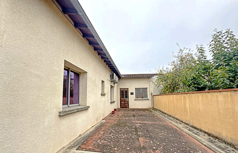 Local commercial - 68 m² - 3 pièces