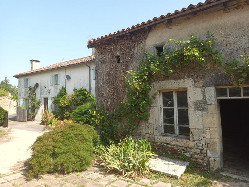 Maison - 220 m² - 8 pièces