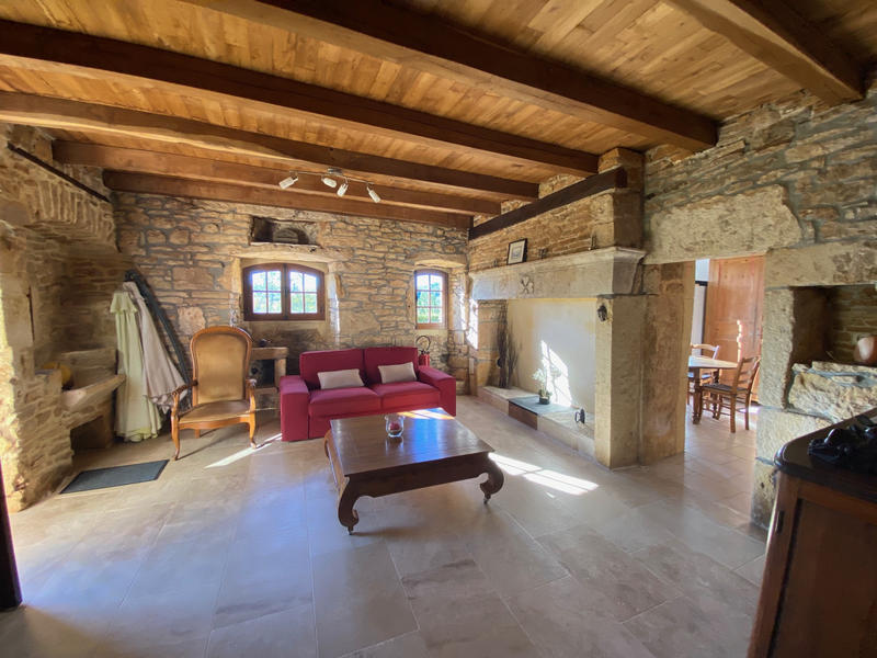 Maison - 182 m² - 10 pièces