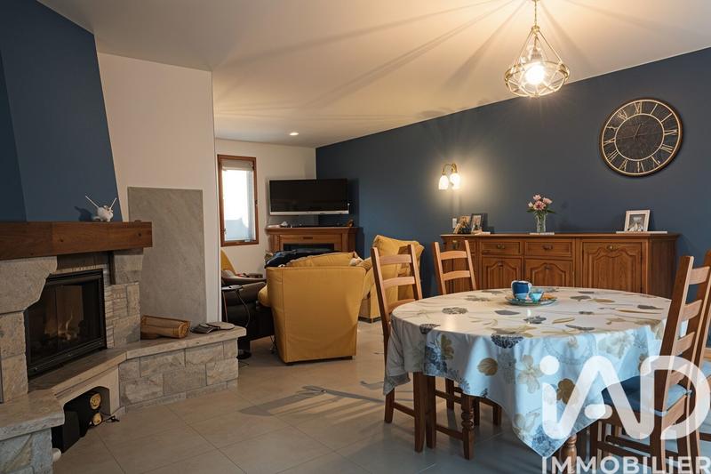 Maison - 140 m² - 8 pièces
