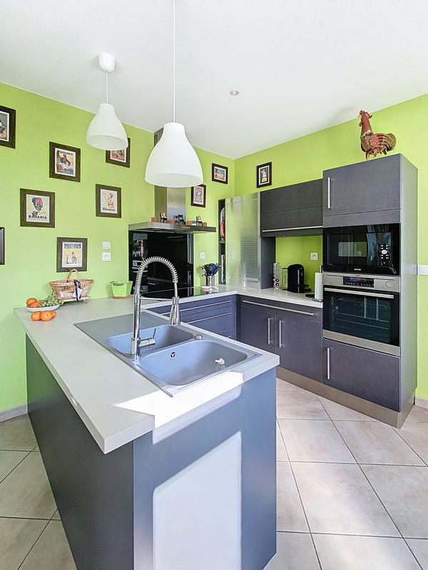 Maison - 164 m² - 8 pièces