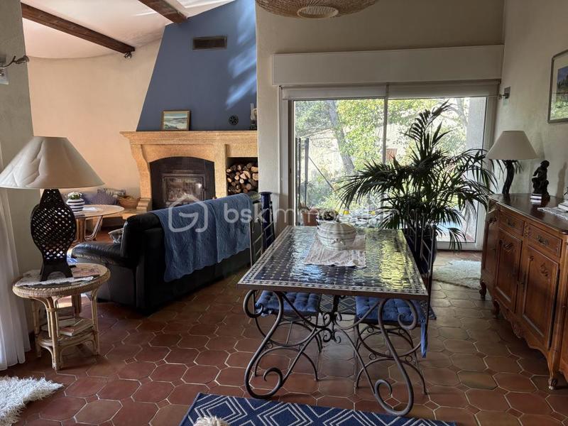 Maison traditionnelle - 170 m² - 5 pièces