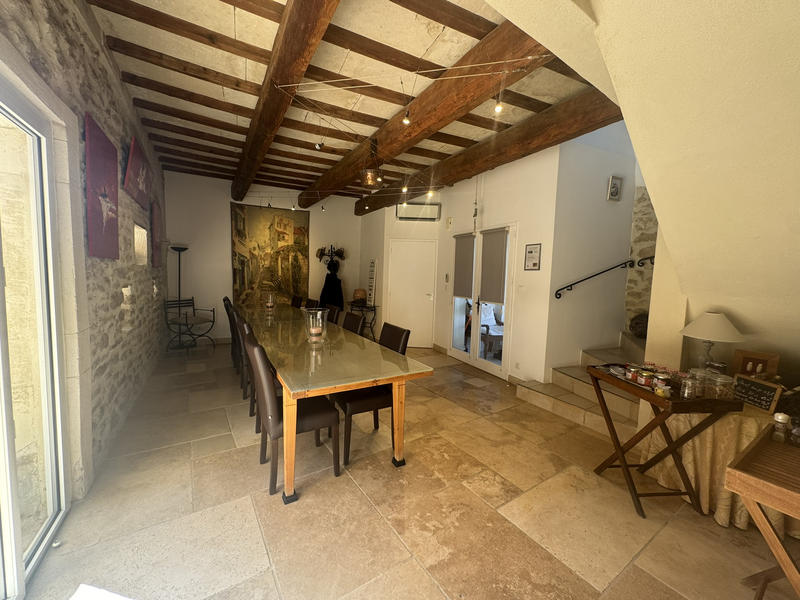 Mas - 425 m² - 14 pièces