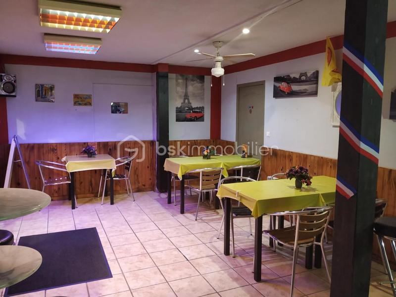 Local commercial - 125 m² - 2 pièces