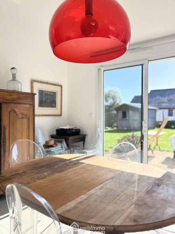 Maison - 90 m² - 5 pièces