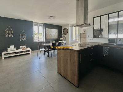 Appartement - 79 m² - 4 pièces