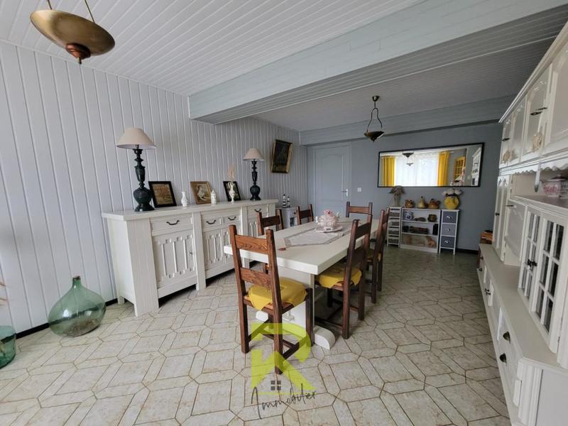 Maison de village - 315 m² - 10 pièces